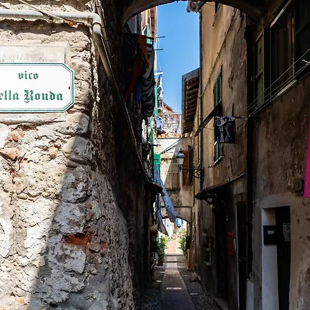 Vico Della Ronda Διαμέρισμα